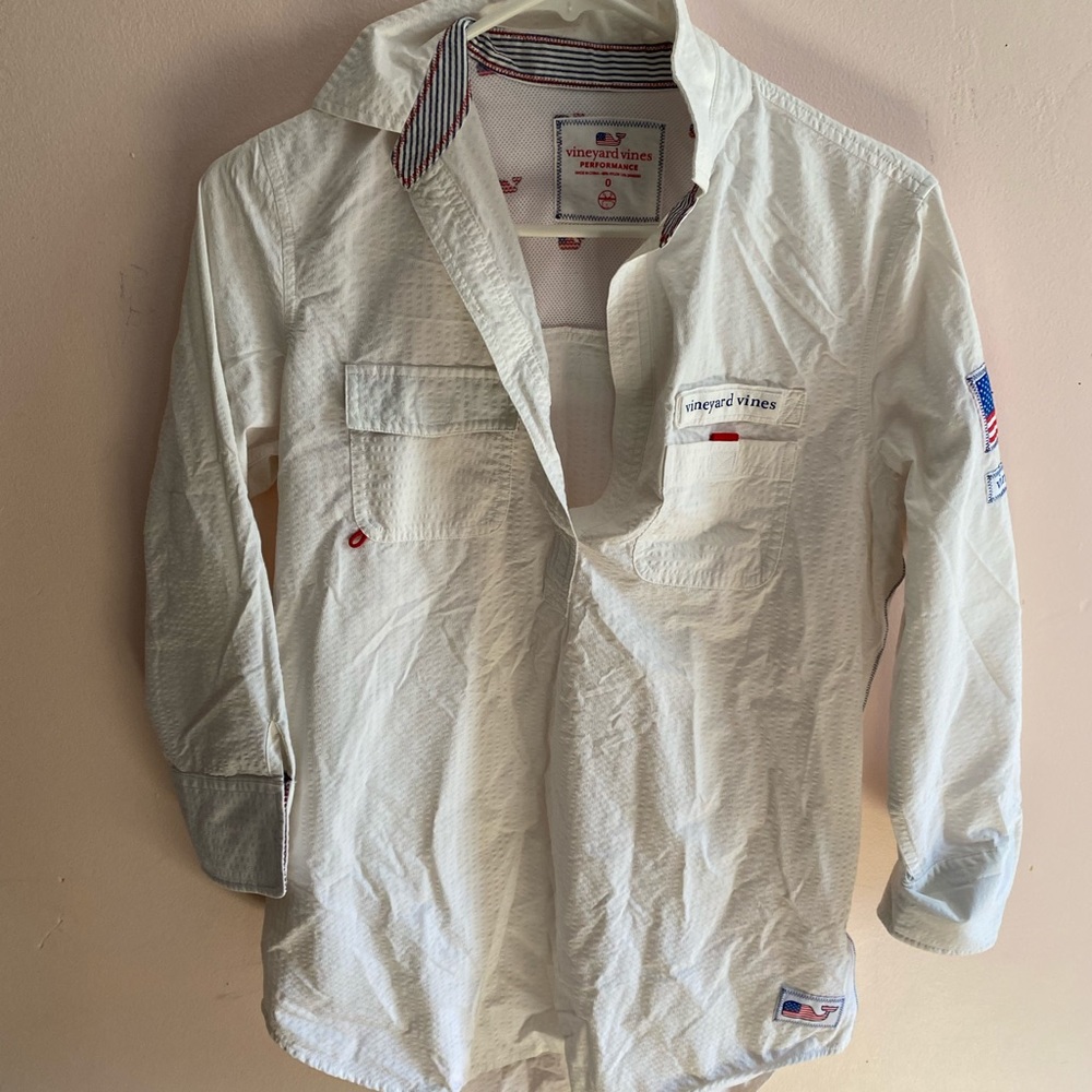 VINEYARD VINES PERFORMANCE SAILING TOP